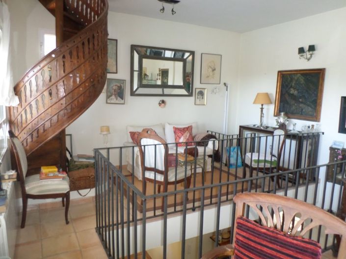 Image No.13-4 Bed Property for sale