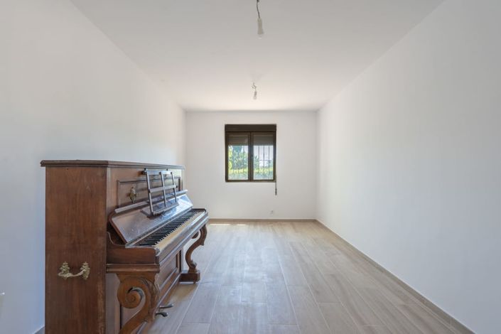 Image No.11-4 Bed Villa for sale