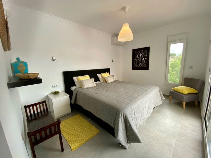 Image No.9-3 Bed Villa for sale