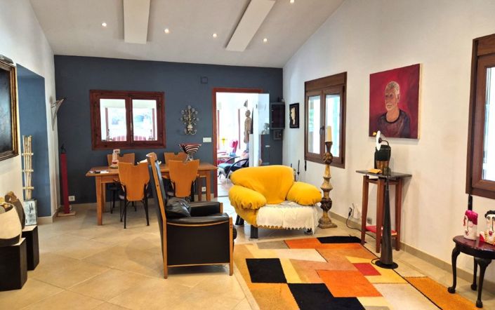 Image No.10-4 Bed Villa for sale