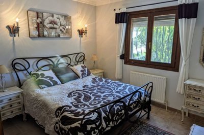 c6104c04f00ba55f4c2b9a0561ee32c5