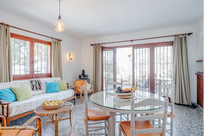 Image No.19-3 Bed Villa for sale