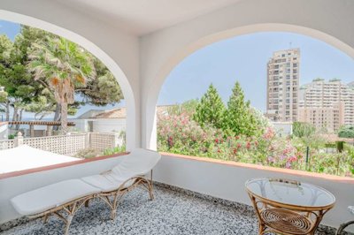 99841b82cf1928b0cc130fd4195452ed