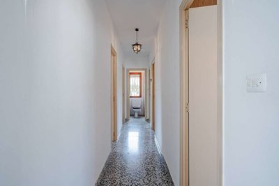 0b0616033ce44204a0f5f2f24445136c