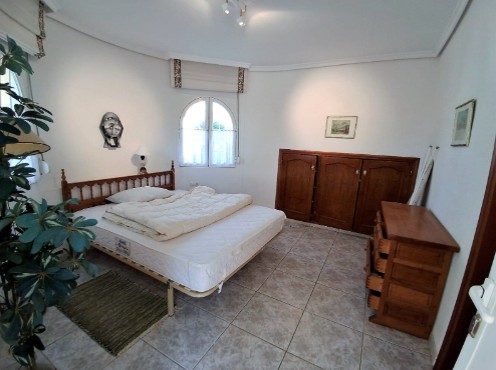 Image No.20-2 Bed Villa for sale