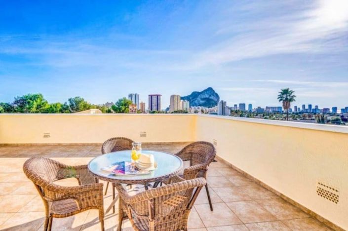 Image No.2-3 Bed Villa for sale