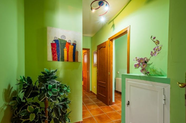 Image No.12-4 Bed Villa for sale