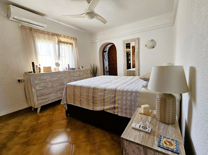 Image No.27-3 Bed Villa for sale