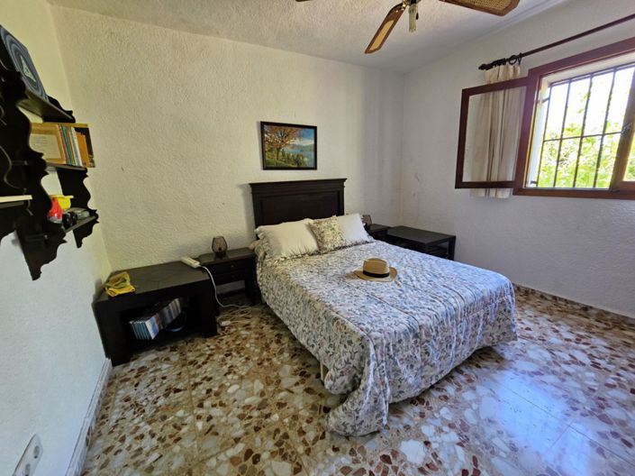 Image No.18-6 Bed Villa for sale