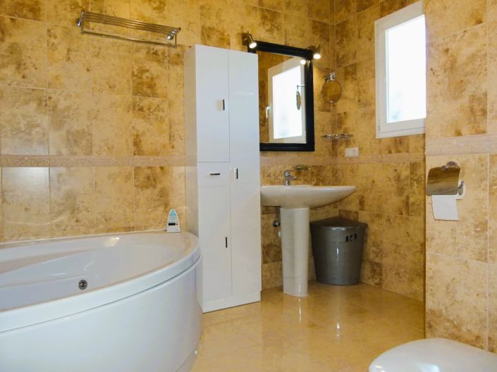 Image No.12-3 Bed Villa for sale