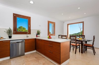 c6a110a65bed8b02b396bdb48ededa49