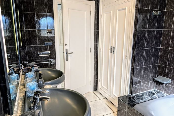 Image No.18-3 Bed Villa for sale