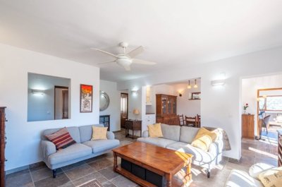 d269b3c9571ea3fa5f0dc22f8b8f6914