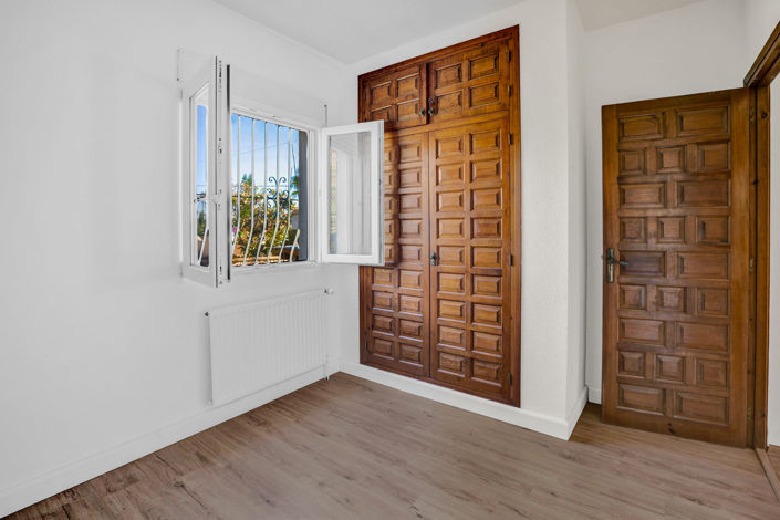 Image No.11-2 Bed Villa for sale