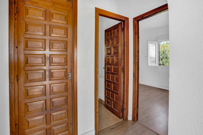 Image No.14-2 Bed Villa for sale