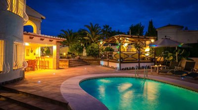 a2551062833e5fa1a5c4b4e00c52ccb4