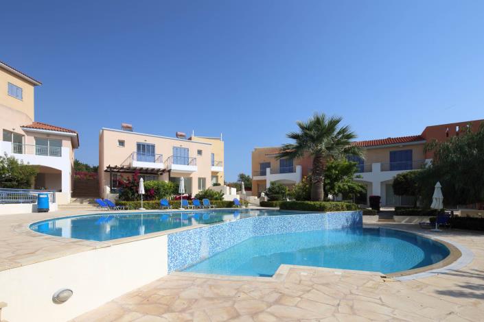 Townhouses for sale in Cyprus | A Place in the Sun