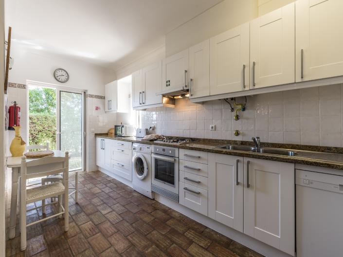 Image No.11-Maison / Villa de 4 chambres à vendre à Meia Praia