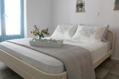 Nakos-Homes-photos-Room--2-