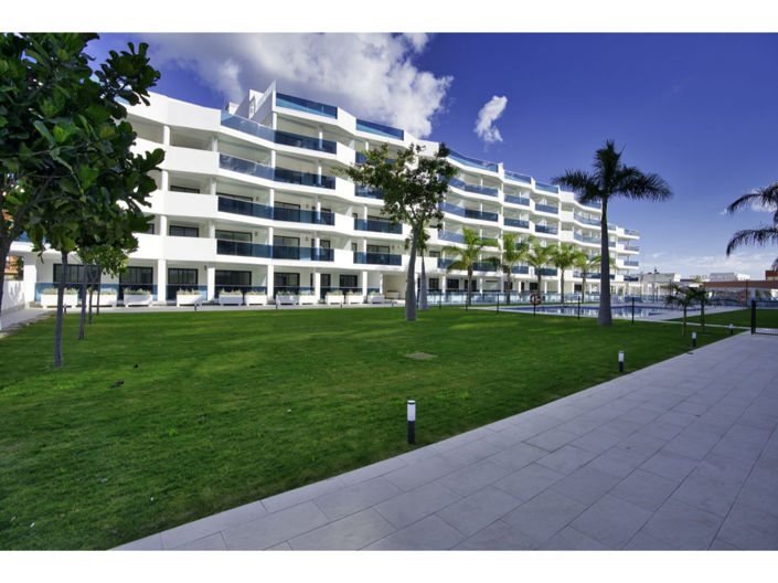 Image No.9-3 Bed Apartment for sale