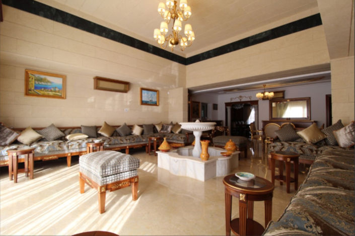 Image No.6-8 Bed House for sale