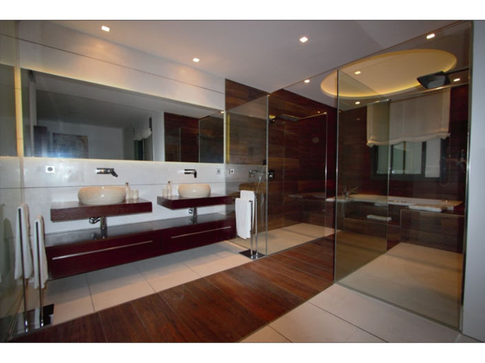Image No.24-3 Bed Apartment for sale