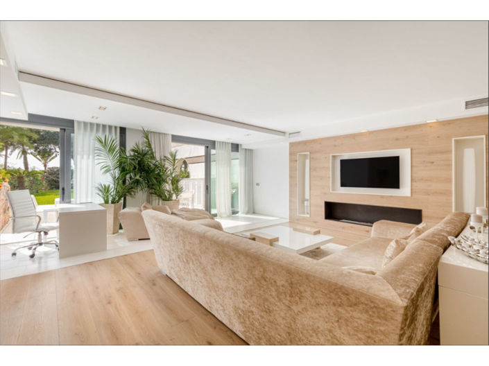 Image No.3-3 Bed Apartment for sale