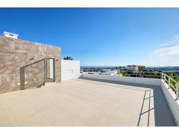 Image No.23-4 Bed House for sale