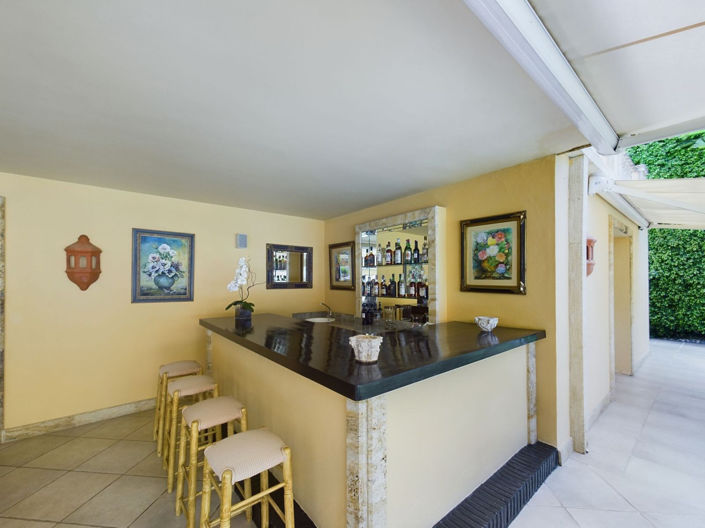 Image No.13-4 Bed House for sale