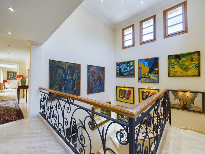 Image No.18-4 Bed House for sale