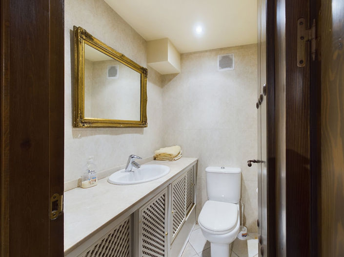 Image No.32-4 Bed House for sale