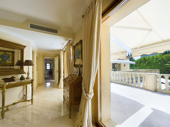 Image No.38-4 Bed House for sale