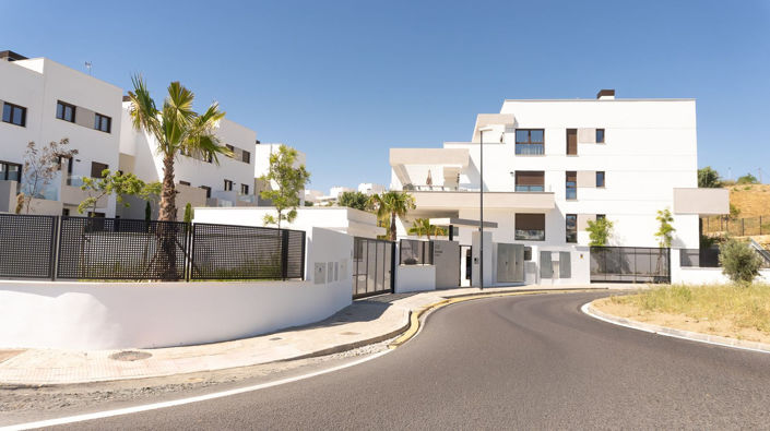 Image No.27-3 Bed Apartment for sale