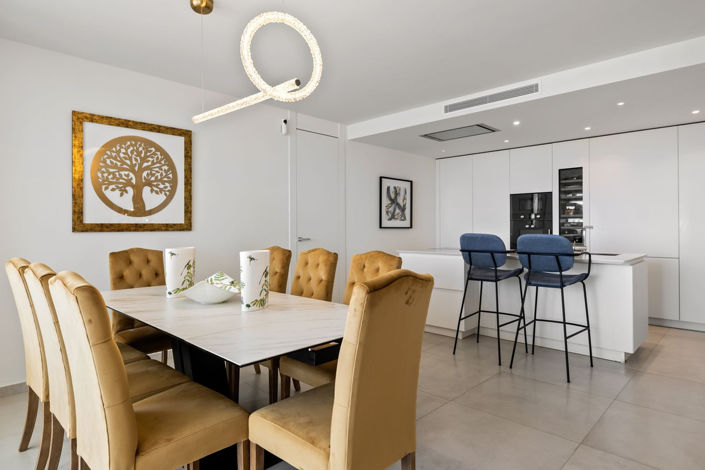 Image No.13-7 Bed Apartment for sale