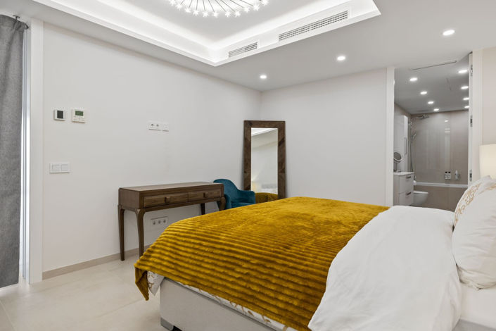 Image No.24-7 Bed Apartment for sale