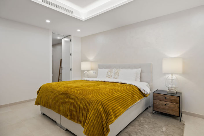 Image No.25-7 Bed Apartment for sale