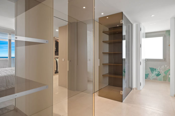 Image No.27-7 Bed Apartment for sale