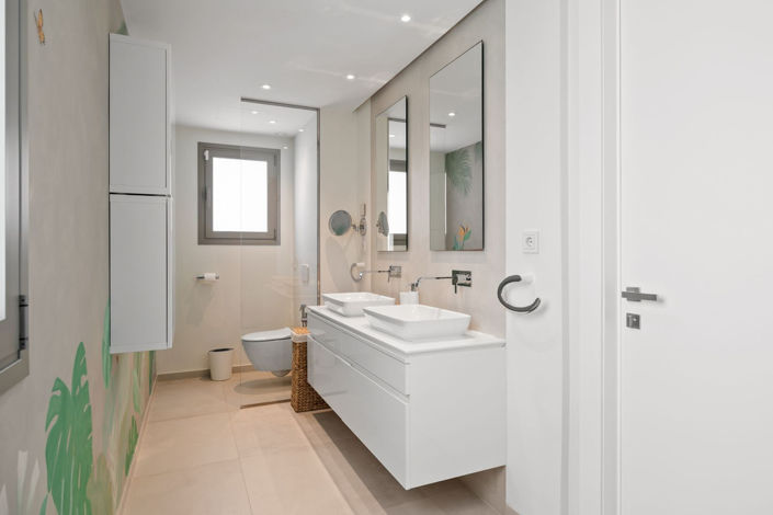 Image No.28-7 Bed Apartment for sale