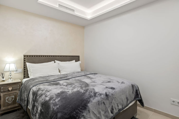 Image No.31-7 Bed Apartment for sale