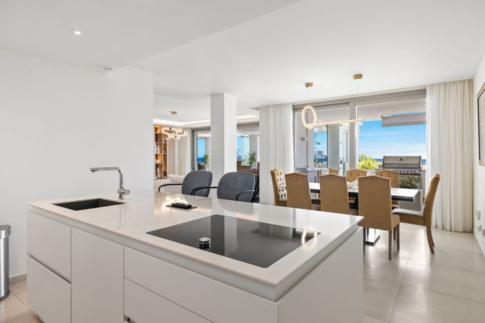 Image No.7-7 Bed Apartment for sale