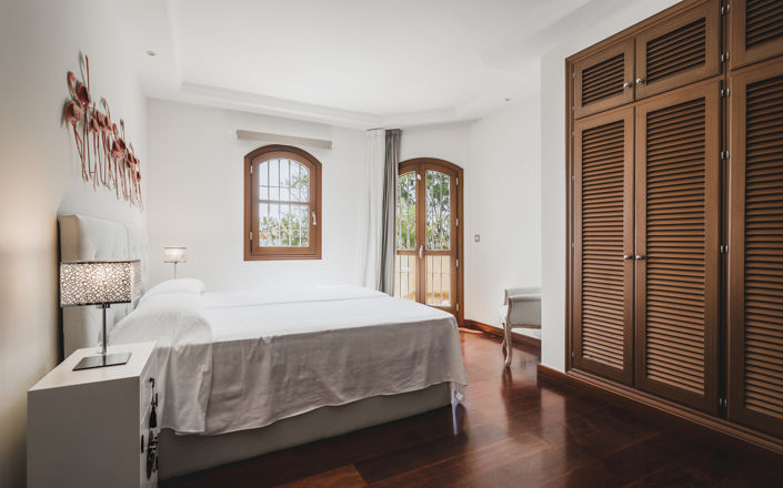 Image No.23-7 Bed House for sale
