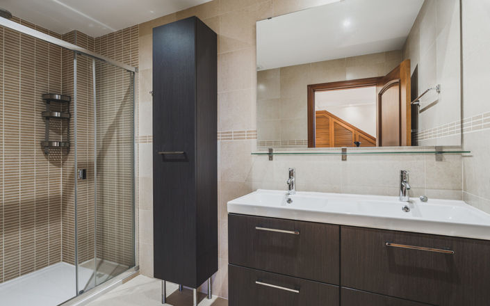 Image No.28-7 Bed House for sale