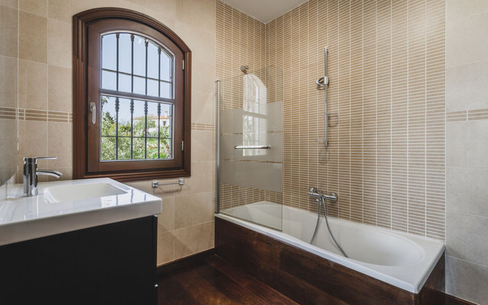 Image No.34-7 Bed House for sale