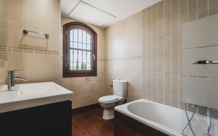 Image No.37-7 Bed House for sale