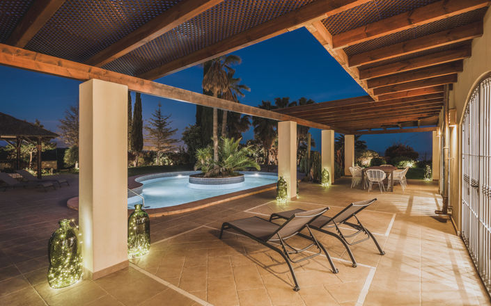 Image No.4-7 Bed House for sale