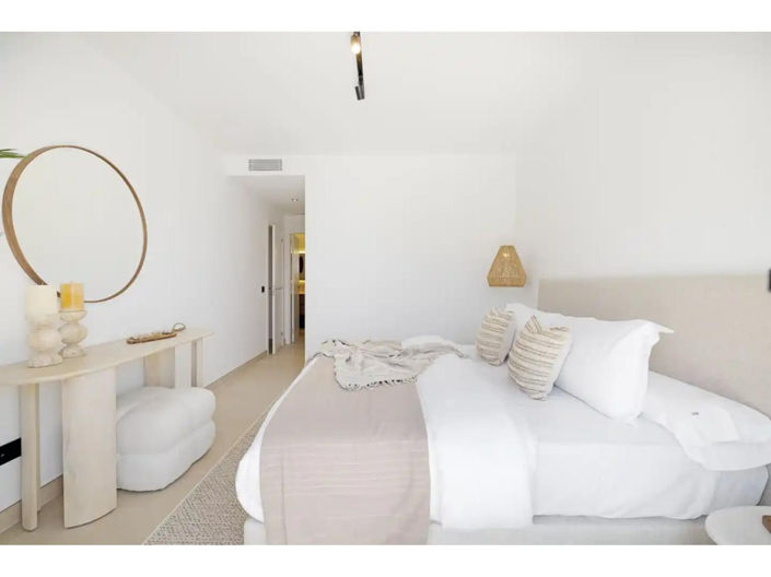 Image No.16-2 Bed Apartment for sale