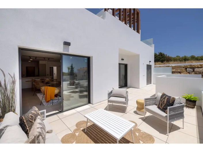 Image No.28-2 Bed Apartment for sale