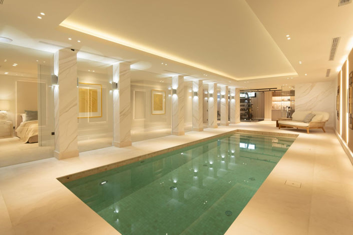 Image No.24-8 Bed House for sale