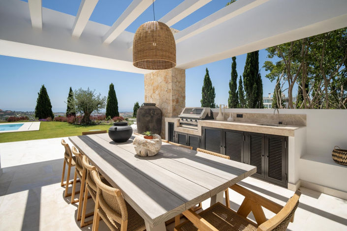 Image No.27-8 Bed House for sale