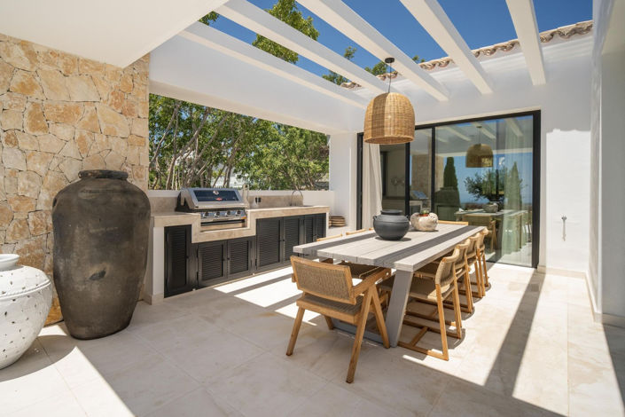 Image No.28-8 Bed House for sale